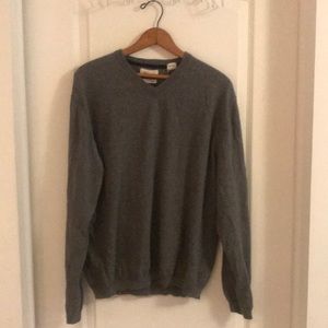 Weatherproof cotton cashmere v-neck sweater